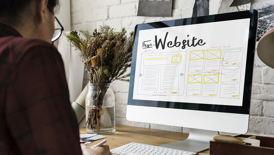 Abonnement mensuel site vitrine avec nom de domaine et SSL inclus